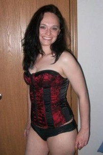 , 25  female escort, saskatoon